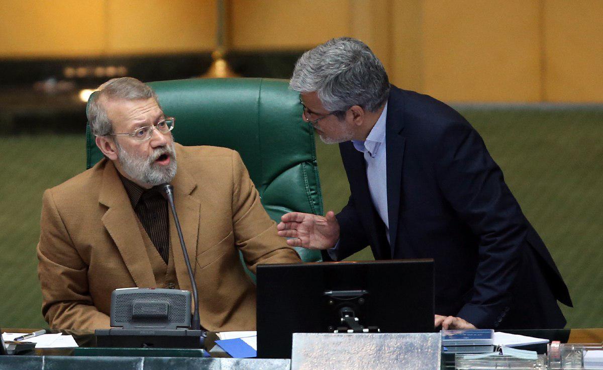 گلایه لاریجانی از صادقی در جلسه علنی مجلس گلایه لاریجانی از صادقی در جلسه علنی مجلس