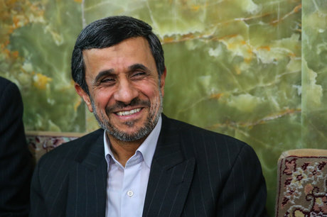 آیا پروندههای مفتوح احمدی نژاد، باعث رد صلاحیت وی میشود؟ آیا پروندههای مفتوح احمدی نژاد، باعث رد صلاحیت وی میشود؟