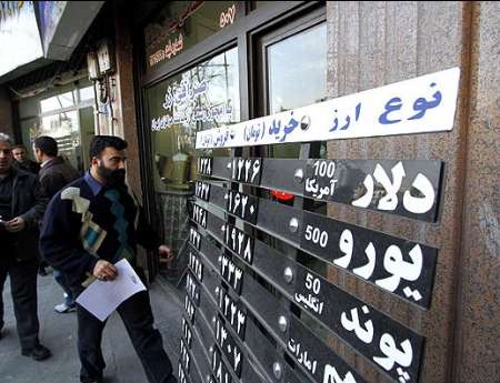 بستن صرافیها، بازار ارز را کنترل نمیکند بستن صرافیها، بازار ارز را کنترل نمیکند