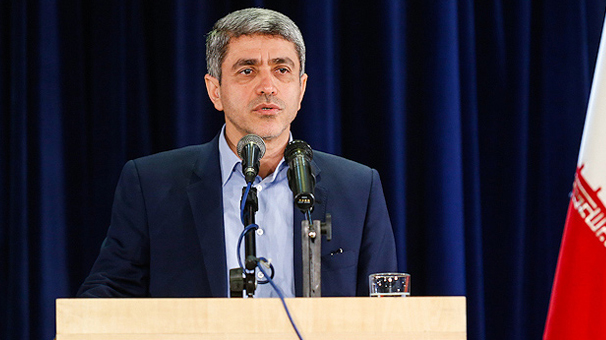 بانکها در خط مقدم نبرد اقتصادی هستند/ توصیههای طیب نیا به مدیران بانک ملی بانکها در خط مقدم نبرد اقتصادی هستند/ توصیههای طیب نیا به مدیران بانک ملی