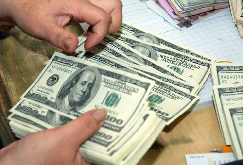 دلار در مسیر گرانی دلار در مسیر گرانی