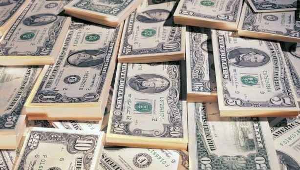 رکورد قیمتی دلار در مرداد ماه رکورد قیمتی دلار در مرداد ماه