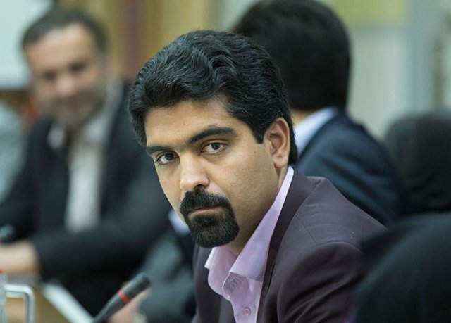 نیکنام: فرزند شهید پاک نژاد تهدیدکرد استعفا میدهد نیکنام: فرزند شهید پاک نژاد تهدیدکرد استعفا میدهد