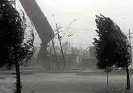 ٢مصدوم ناشی از طوفان در مازندران ٢مصدوم ناشی از طوفان در مازندران