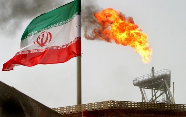 بانکهای بزرگ هند پرداخت پول نفت ایران را متوقف کردند بانکهای بزرگ هند پرداخت پول نفت ایران را متوقف کردند