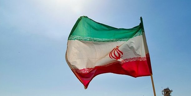عقبنشینی آمریکا از تحریم نفتی ایران عقبنشینی آمریکا از تحریم نفتی ایران