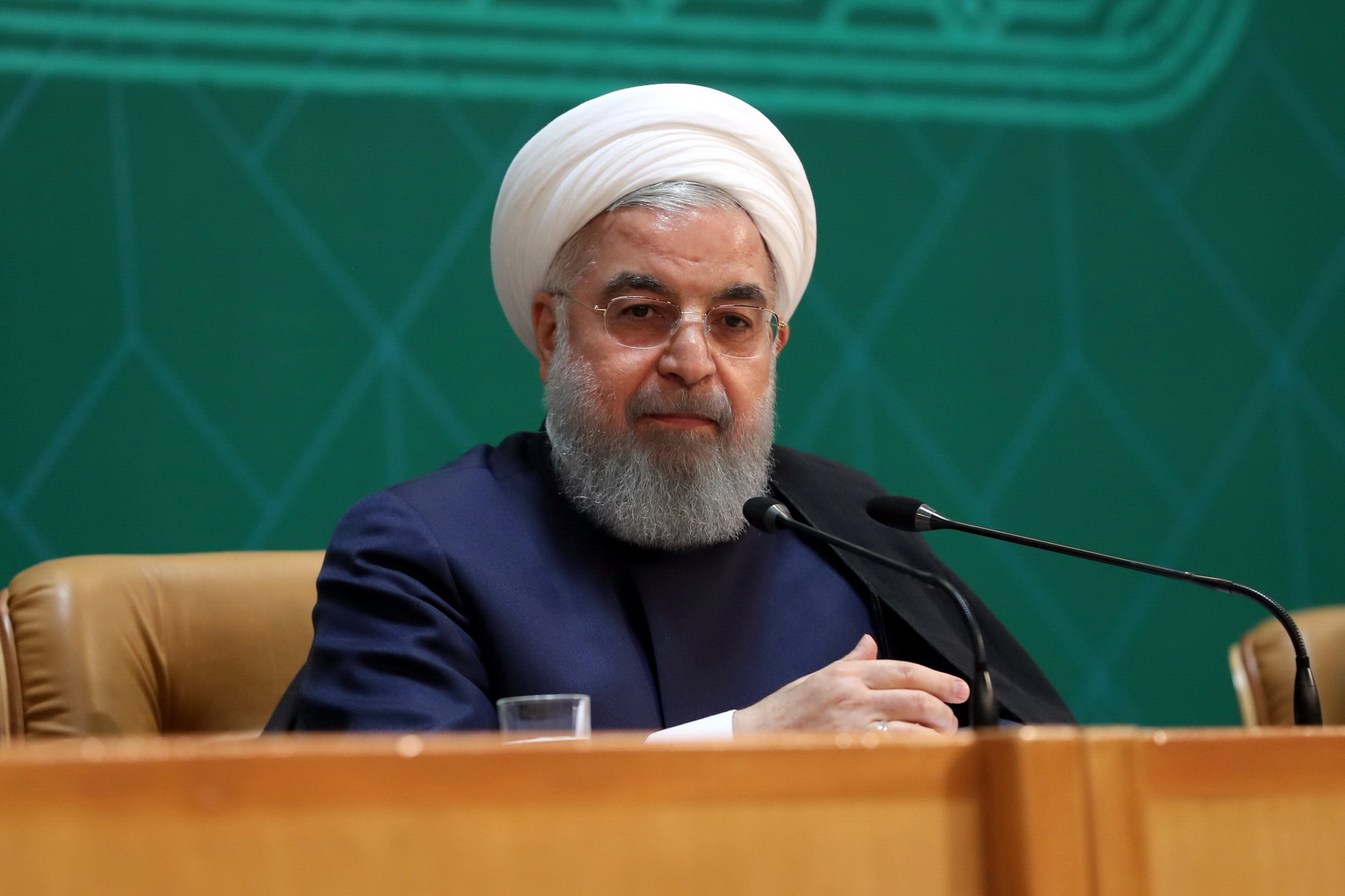 روحانی: دولت ارز مورد نیاز تولیدکنندگان داخلی را تامین خواهد کرد/ درصددیم طرحهای نیمه تمام را برای جذب نقدینگی واگذار کنیم روحانی: دولت ارز مورد نیاز تولیدکنندگان داخلی را تامین خواهد کرد/ درصددیم طرحهای نیمه تمام را برای جذب نقدینگی واگذار کنیم