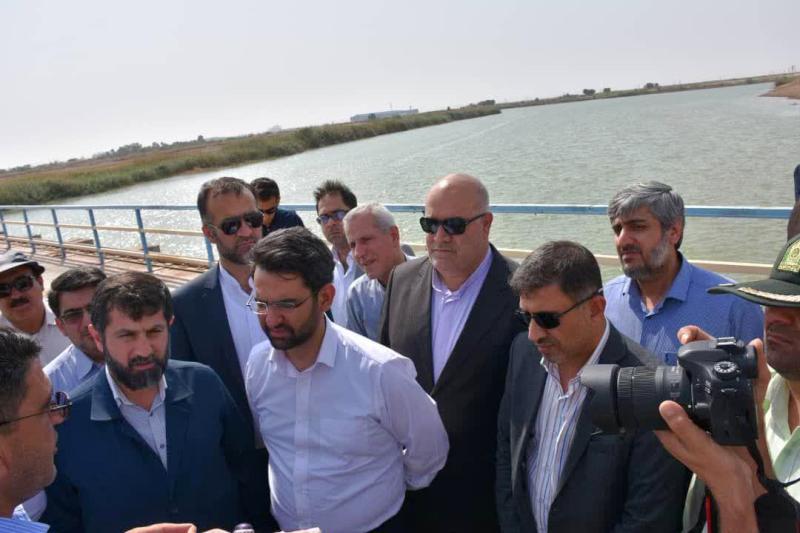 وزیر ارتباطات از سد تنظیمی مارد در خرمشهر بازدید کرد وزیر ارتباطات از سد تنظیمی مارد در خرمشهر بازدید کرد