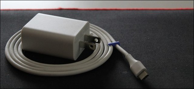 استفاده از شارژرهای غیراستاندارد ممنوع! استفاده از شارژرهای غیراستاندارد ممنوع!