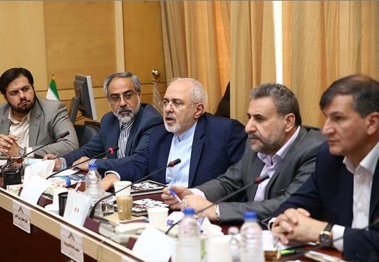 ظریف برنامههای مقابله با تحریمهای آمریکا را تشریح کرد ظریف برنامههای مقابله با تحریمهای آمریکا را تشریح کرد