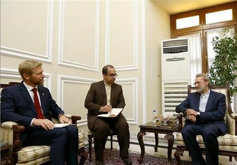 لاریجانی:رفتار ترامپ بیپاسخ نخواهد ماند لاریجانی:رفتار ترامپ بیپاسخ نخواهد ماند