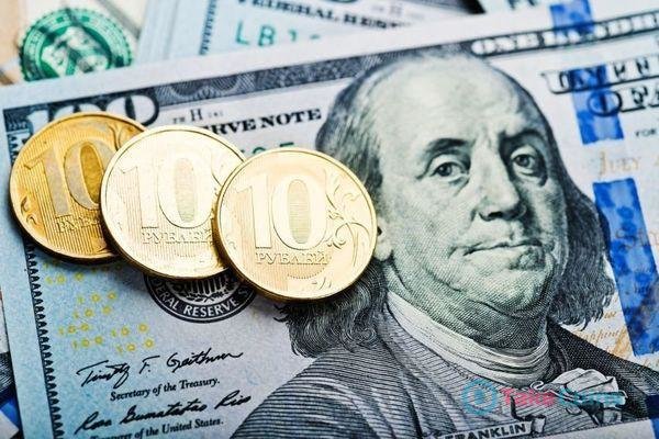 روبل روسیه به پایینترین سطح خود سقوط کرد روبل روسیه به پایینترین سطح خود سقوط کرد