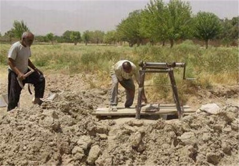 چاههایی که شیره جان دریاچهها را مکیدند چاههایی که شیره جان دریاچهها را مکیدند