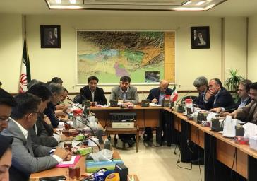 احتکار کالا توسط برندهای معروف در انبارهای تهران احتکار کالا توسط برندهای معروف در انبارهای تهران