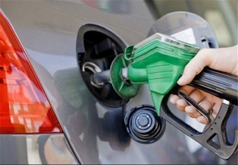 زمزمههای افزایش قیمت بنزین زمزمههای افزایش قیمت بنزین