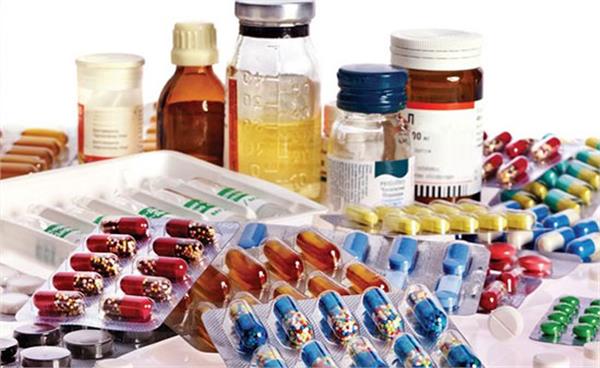 کشف 6میلیارد داروی قاچاق در یکی از روستاهای حاشیه تهران کشف 6میلیارد داروی قاچاق در یکی از روستاهای حاشیه تهران