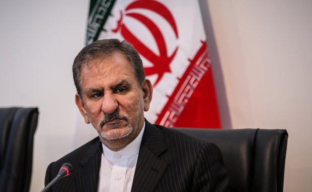جهانگیری: شکل گیری کامل بازار ثانویه ارز نیازمند زمان است/ برداشت «تعیین نرخ دستوری ارز» از سخنان رییس جمهور نادرست است جهانگیری: شکل گیری کامل بازار ثانویه ارز نیازمند زمان است/ برداشت «تعیین نرخ دستوری ارز» از سخنان رییس جمهور نادرست است