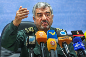روسای جمهور آمریکا آرزوی براندازی نظام اسلامی را به گور بردهاند روسای جمهور آمریکا آرزوی براندازی نظام اسلامی را به گور بردهاند