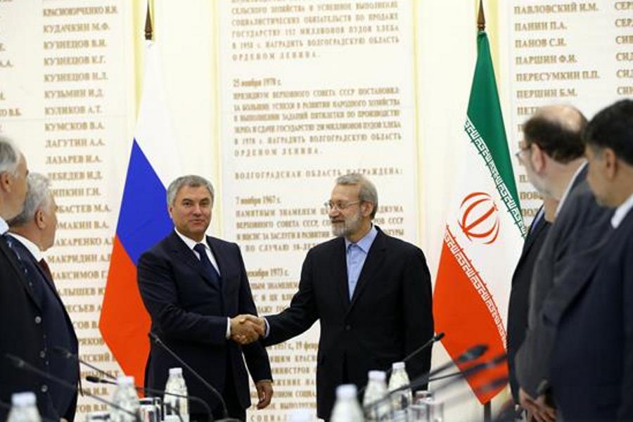 لاریجانی:نفس تروریست در سوریه به شماره افتاده است لاریجانی:نفس تروریست در سوریه به شماره افتاده است