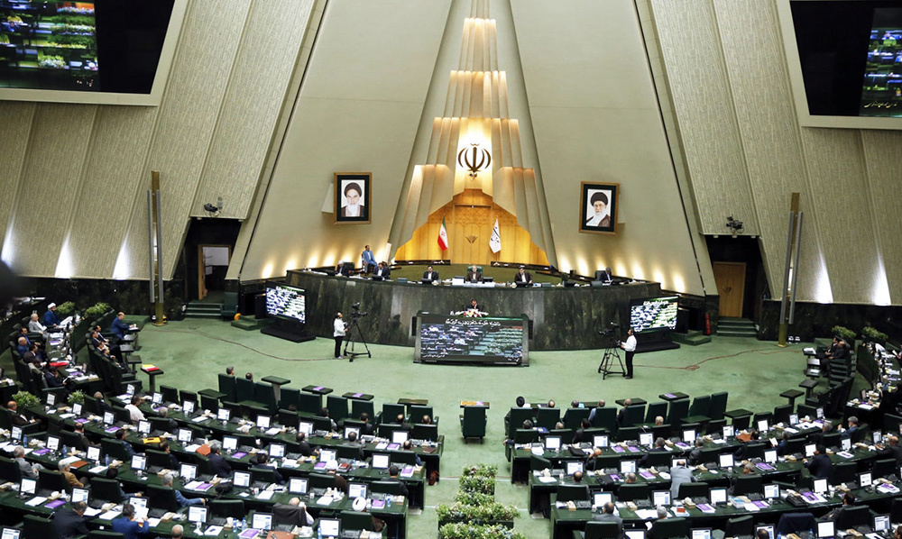 طرح تامین کالاهای اساسی مکانیزم درستی ندارد/ بستهها و برنامههای دولت منظمتر است طرح تامین کالاهای اساسی مکانیزم درستی ندارد/ بستهها و برنامههای دولت منظمتر است