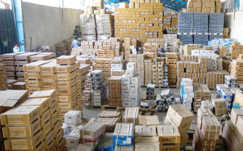 احتکار کالا و ارز توسط برخی سودجویان/ گرانفروشی نارضایتی مردم را دوچندان کرده است احتکار کالا و ارز توسط برخی سودجویان/ گرانفروشی نارضایتی مردم را دوچندان کرده است