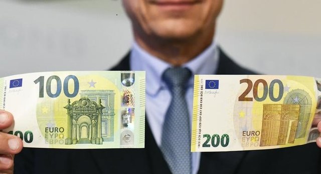 با اسکناسهای جدید یورو آشنا شوید +عکس با اسکناسهای جدید یورو آشنا شوید +عکس