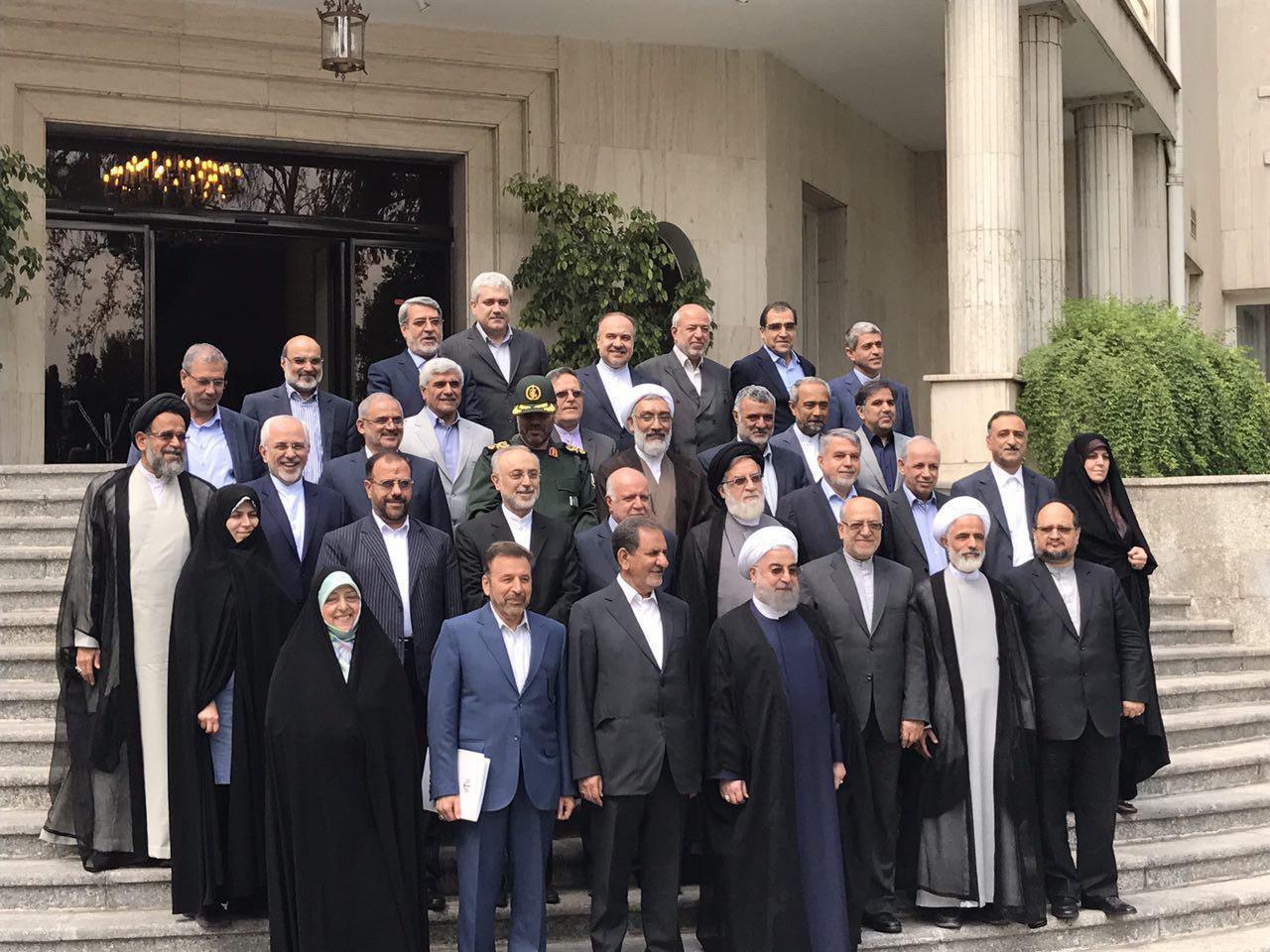 گزینههای احتمالی دولت برای وزارتخانههای صنعت، اقتصاد، مسکن و رفاه گزینههای احتمالی دولت برای وزارتخانههای صنعت، اقتصاد، مسکن و رفاه