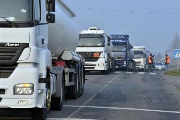 درخواست عراق از آمریکا برای معافیت از برخی تحریمهای ایران درخواست عراق از آمریکا برای معافیت از برخی تحریمهای ایران