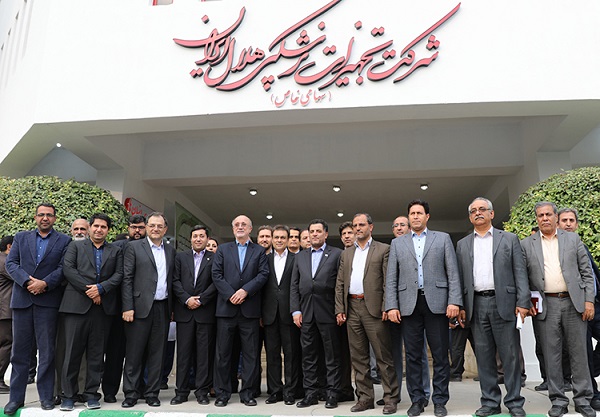 بازدید مدیرعامل بانک ملت از شرکت تجهیزات پزشکی هلال ایران بازدید مدیرعامل بانک ملت از شرکت تجهیزات پزشکی هلال ایران