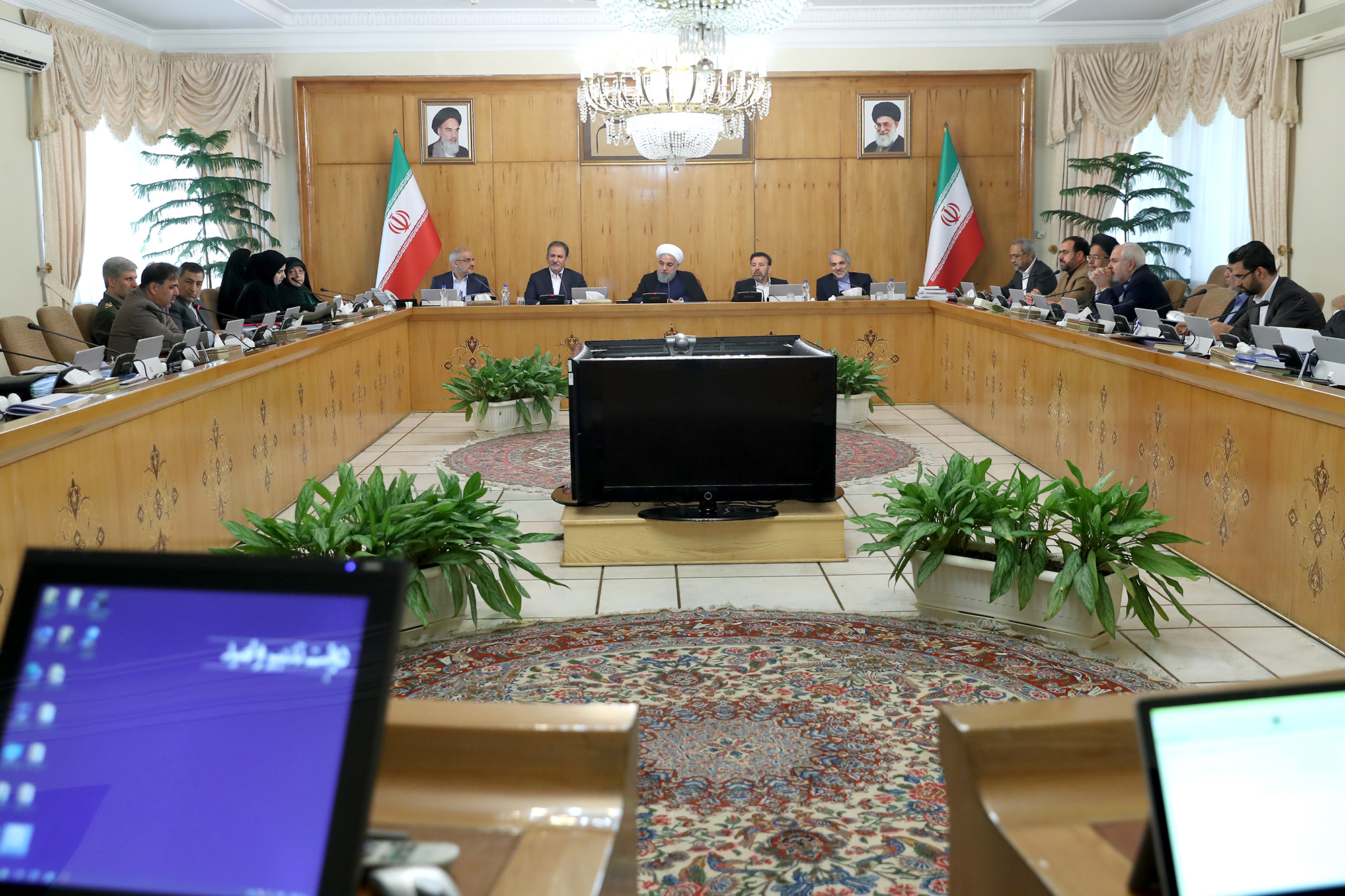 مردم میتوانند میزان حقوق مسوولان را ببینند/ تخصیص480میلیارد ریال اعتبار برای نیروی انتظامی مردم میتوانند میزان حقوق مسوولان را ببینند/ تخصیص480میلیارد ریال اعتبار برای نیروی انتظامی