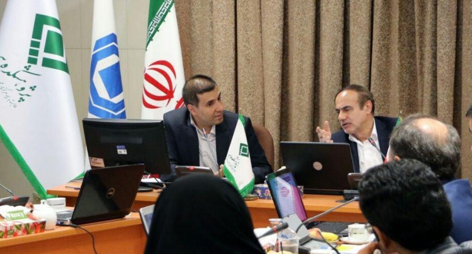 صنعت بیمه در کشور ما نوجوان است صنعت بیمه در کشور ما نوجوان است