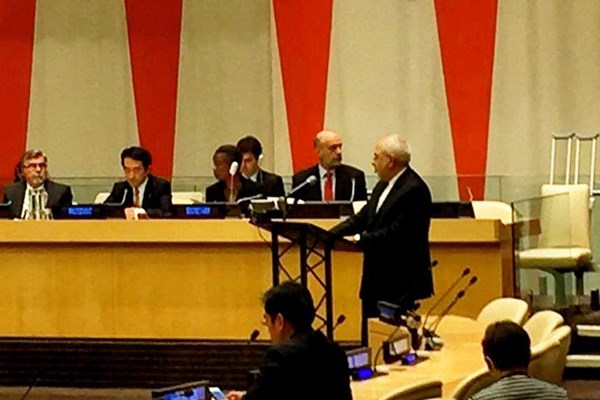 تأکید ظریف برلزوم جهانی شدن معاهده NPT تأکید ظریف برلزوم جهانی شدن معاهده NPT