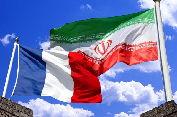 فرانسه به دنبال تاسیس یک بانک مشترک با ایران است فرانسه به دنبال تاسیس یک بانک مشترک با ایران است
