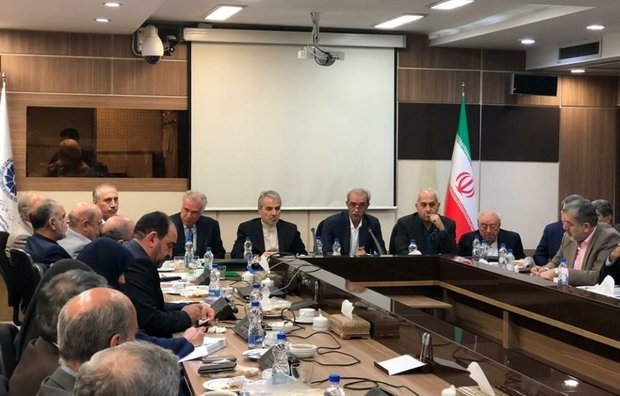 عصبانیت فعالان اقتصادی از اظهارات نوبخت/ اینجا کلاس درس نیست! عصبانیت فعالان اقتصادی از اظهارات نوبخت/ اینجا کلاس درس نیست!