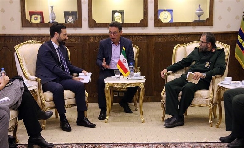 جنایتکار اردوگاه اسرای ایرانی، تحتتعقیب جامعه بینالملل جنایتکار اردوگاه اسرای ایرانی، تحتتعقیب جامعه بینالملل
