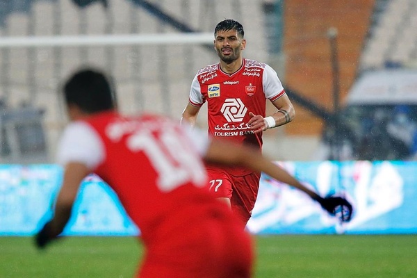 اعتراض مدافع پرسپولیس +عکس اعتراض مدافع پرسپولیس +عکس