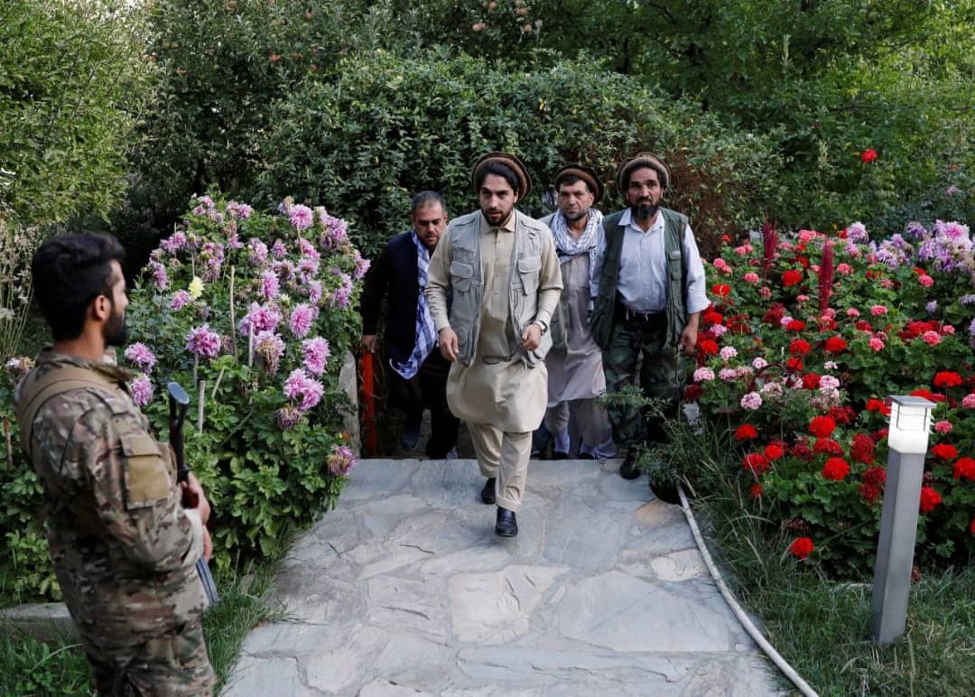 هیأت طالبان برای مذاکره با احمد مسعود وارد پنجشیر شد هیأت طالبان برای مذاکره با احمد مسعود وارد پنجشیر شد