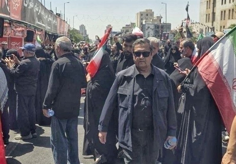 Top Iranian Officials Join Massive Funeral Procession for Martyred Leader