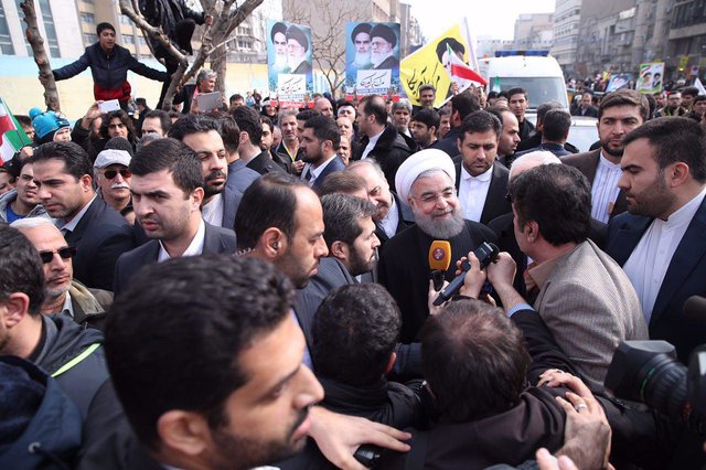 رییسجمهور: حضور میلیونی، پاسخ حرفهای نادرست سردمداران جدید کاخ سفید است رییسجمهور: حضور میلیونی، پاسخ حرفهای نادرست سردمداران جدید کاخ سفید است