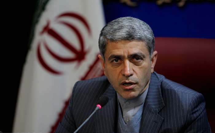 طیب نیا: به دنبال حل مشکلات سیستم بانکی کشور هستیم طیب نیا: به دنبال حل مشکلات سیستم بانکی کشور هستیم