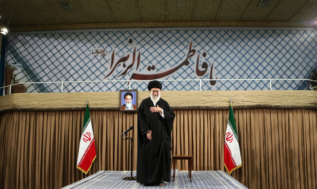 آغاز دیدار مسئولان راهیان نور، با رهبر معظم انقلاب آغاز دیدار مسئولان راهیان نور، با رهبر معظم انقلاب