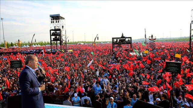 افزایش ۲۰ درصدی محبوبیت اردوغان بعد از کودتا افزایش ۲۰ درصدی محبوبیت اردوغان بعد از کودتا