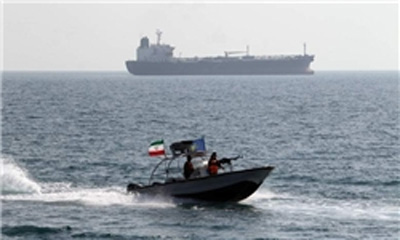 ایران یک کشتی اماراتی را توقیف کرد ایران یک کشتی اماراتی را توقیف کرد