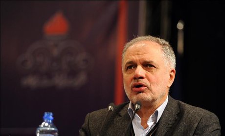 تولید ۴ میلیون بشکه نفت منجر به جهش اقتصادی نمیشود تولید ۴ میلیون بشکه نفت منجر به جهش اقتصادی نمیشود