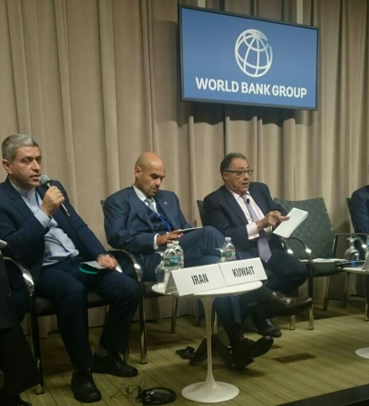 عمل به سیاست های اقتصاد مقاومتی رمز موفقیت ایران در مدیریت بحران کاهش قیمت نفت بود عمل به سیاست های اقتصاد مقاومتی رمز موفقیت ایران در مدیریت بحران کاهش قیمت نفت بود