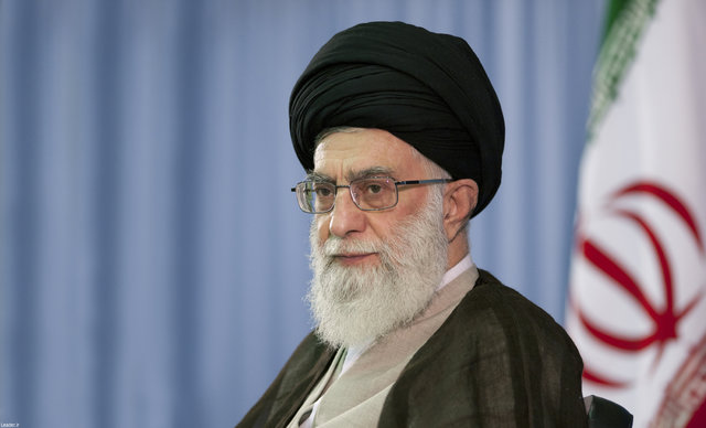 رهبر انقلاب: از تصاویر من در راهپیمایی اربعین استفاده نشود رهبر انقلاب: از تصاویر من در راهپیمایی اربعین استفاده نشود