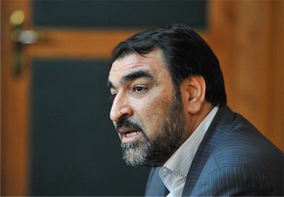 تخلفات مدیران به دلیل ناآشنایی آن‌ها با قانون است