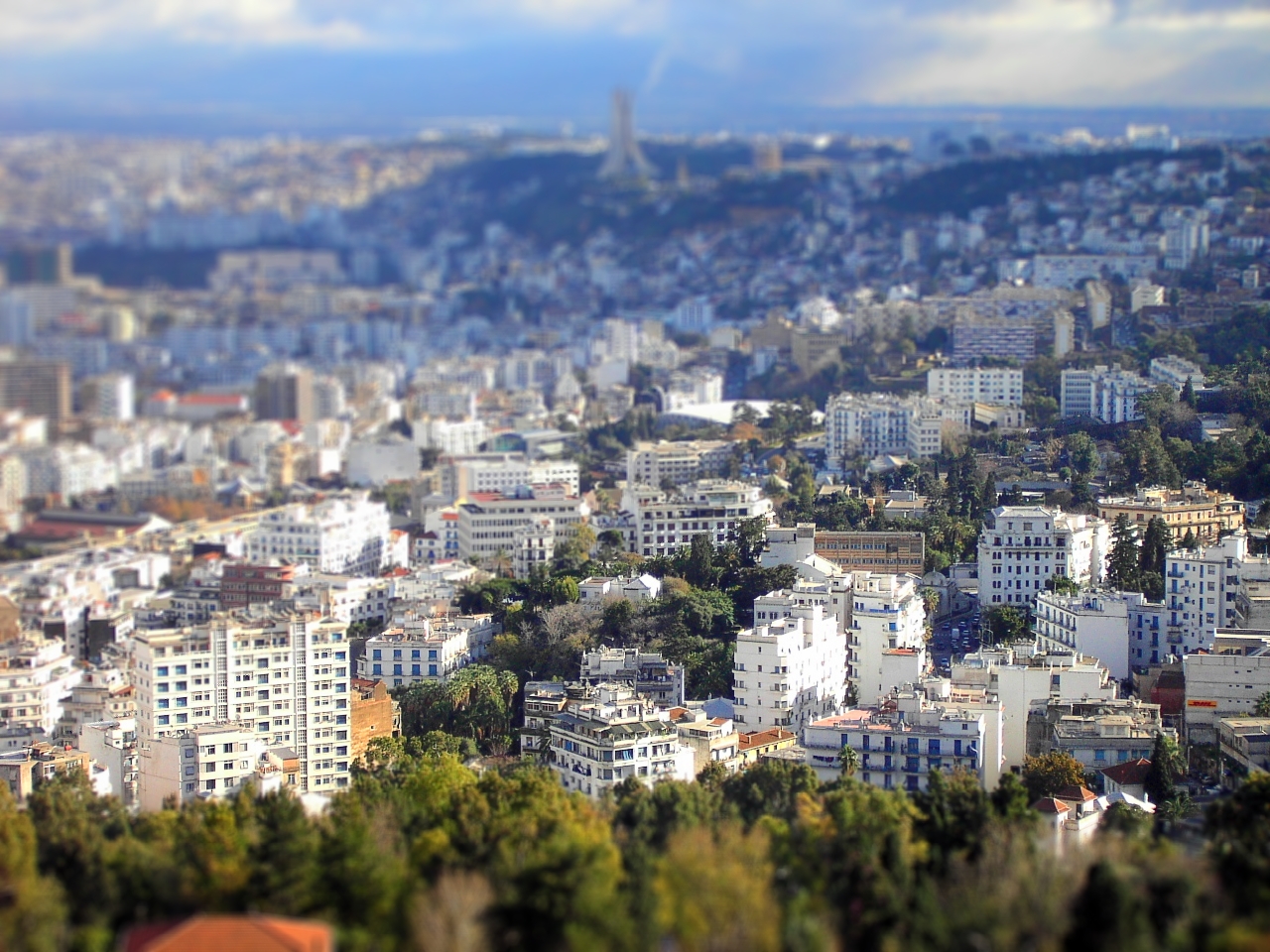 سیاست الجزایر در تغییر تعطیلات