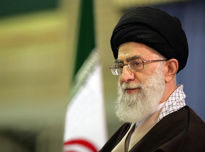 رهبرانقلاب: تمدید تحریمهای ١٠ ساله ایران نقض برجام است +فیلم