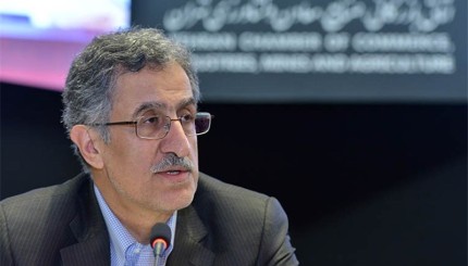 دلار ٣٣٠٠ تومانی بودجه اختلاف زیادی با نرخ بازار دارد/ دولت واقعیتها را در نظر بگیرد دلار ٣٣٠٠ تومانی بودجه اختلاف زیادی با نرخ بازار دارد/ دولت واقعیتها را در نظر بگیرد